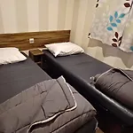 Location De Mobilhomes 3 Chambres, 3 Etoiles