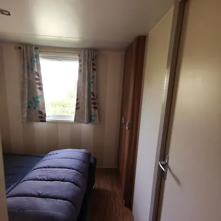 홀리데이파크 Location De Mobilhomes 3 Chambres, 3 Etoiles *