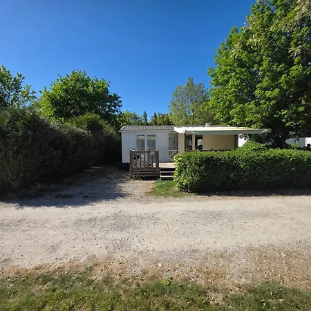 Village de vacances Location De Mobilhomes 3 Chambres, 3 étoiles Ivry-la-Bataille